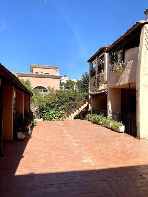 Appartamento Con Terrazza Vista Mare. Àrbatax Exterior photo